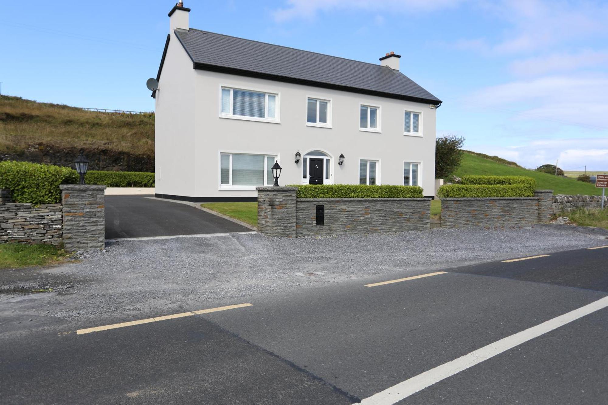 Next Stop Cliffs Of Moher Liscannor Bagian luar foto
